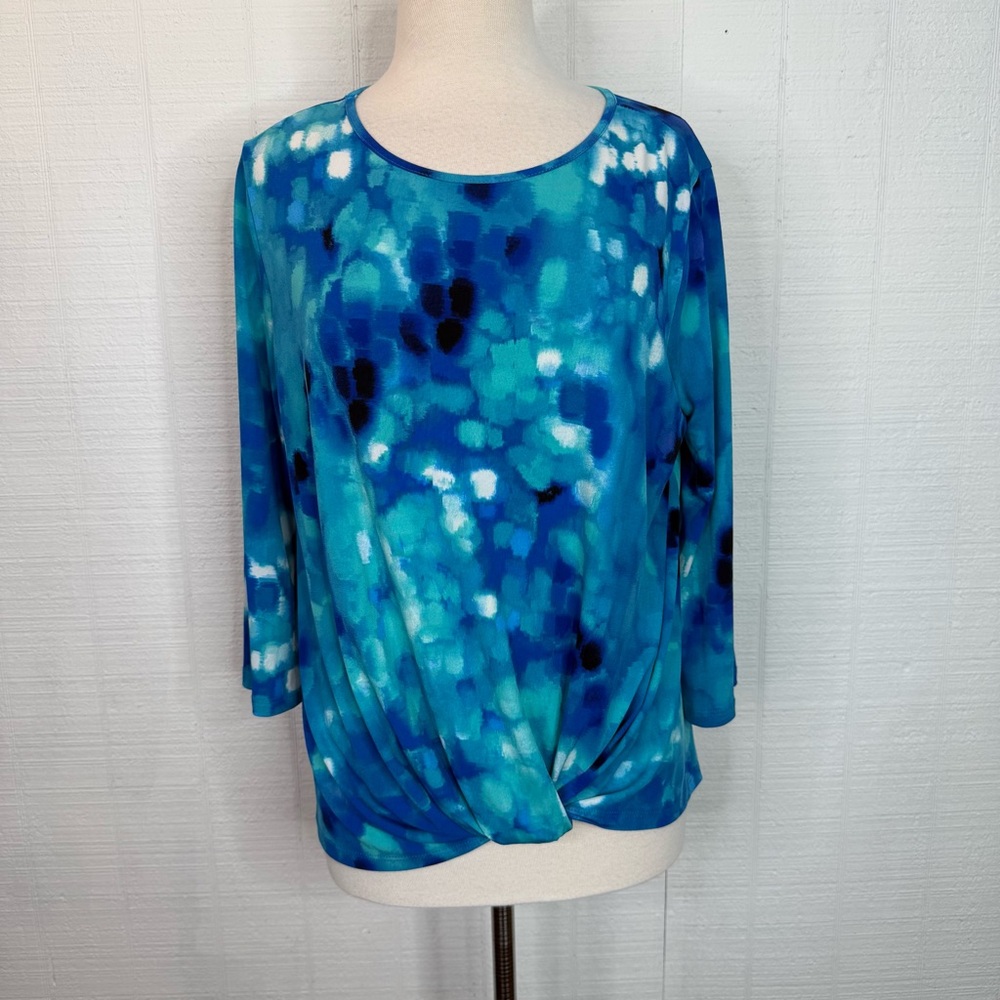 Clara Sun Woo Blue Abstract Twist Front Top Womens Medium 3/4 Sleeve Made in USA
